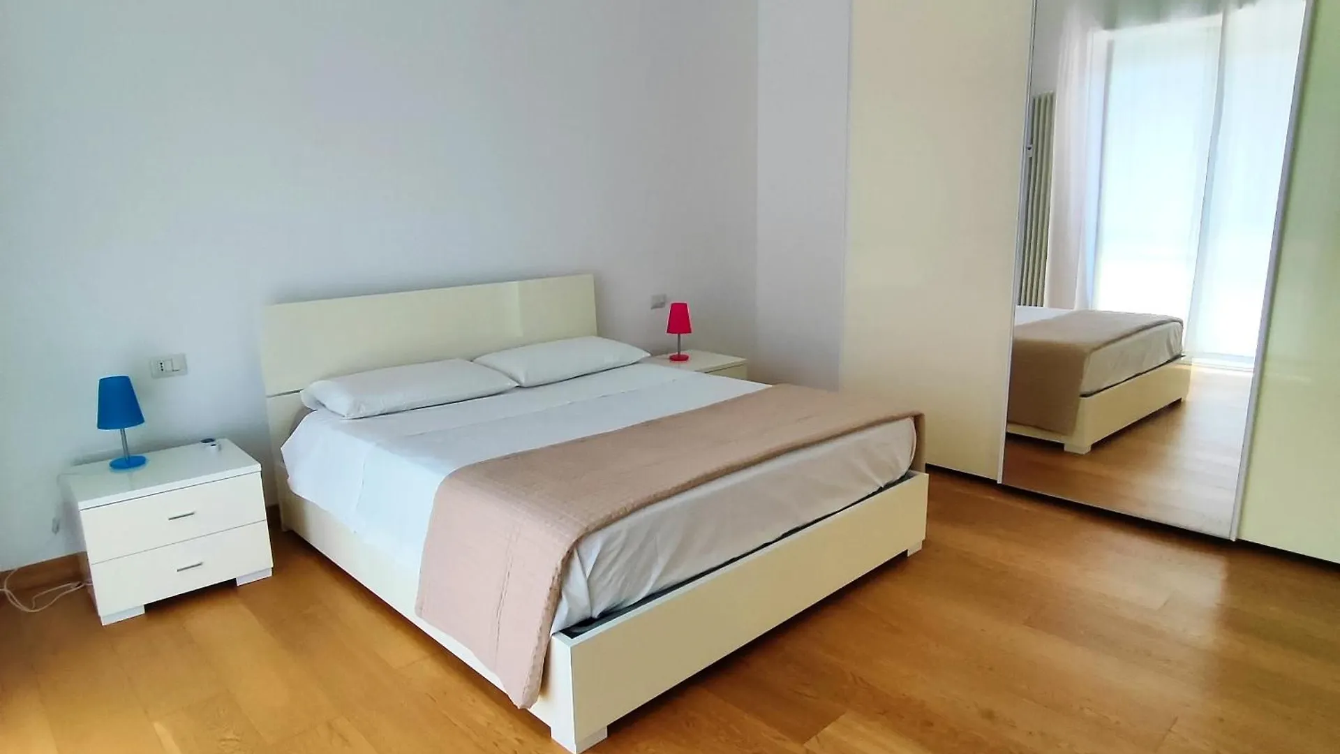 Hub 21052 Milan,Lakes,Mxp,A8,Train Station Busto Arsizio